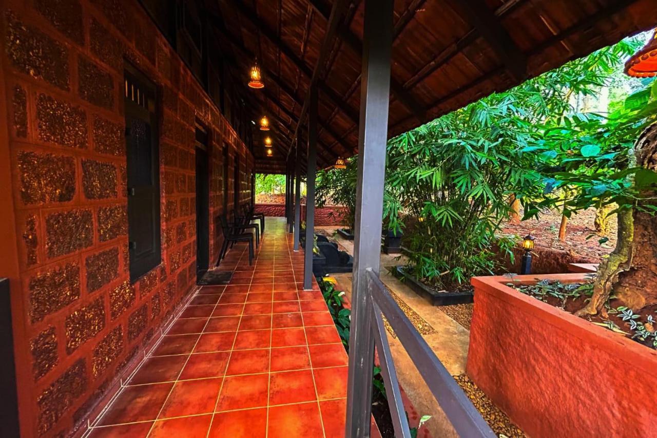 Greens Tree House & Wood House Sultan Bathery Exterior foto