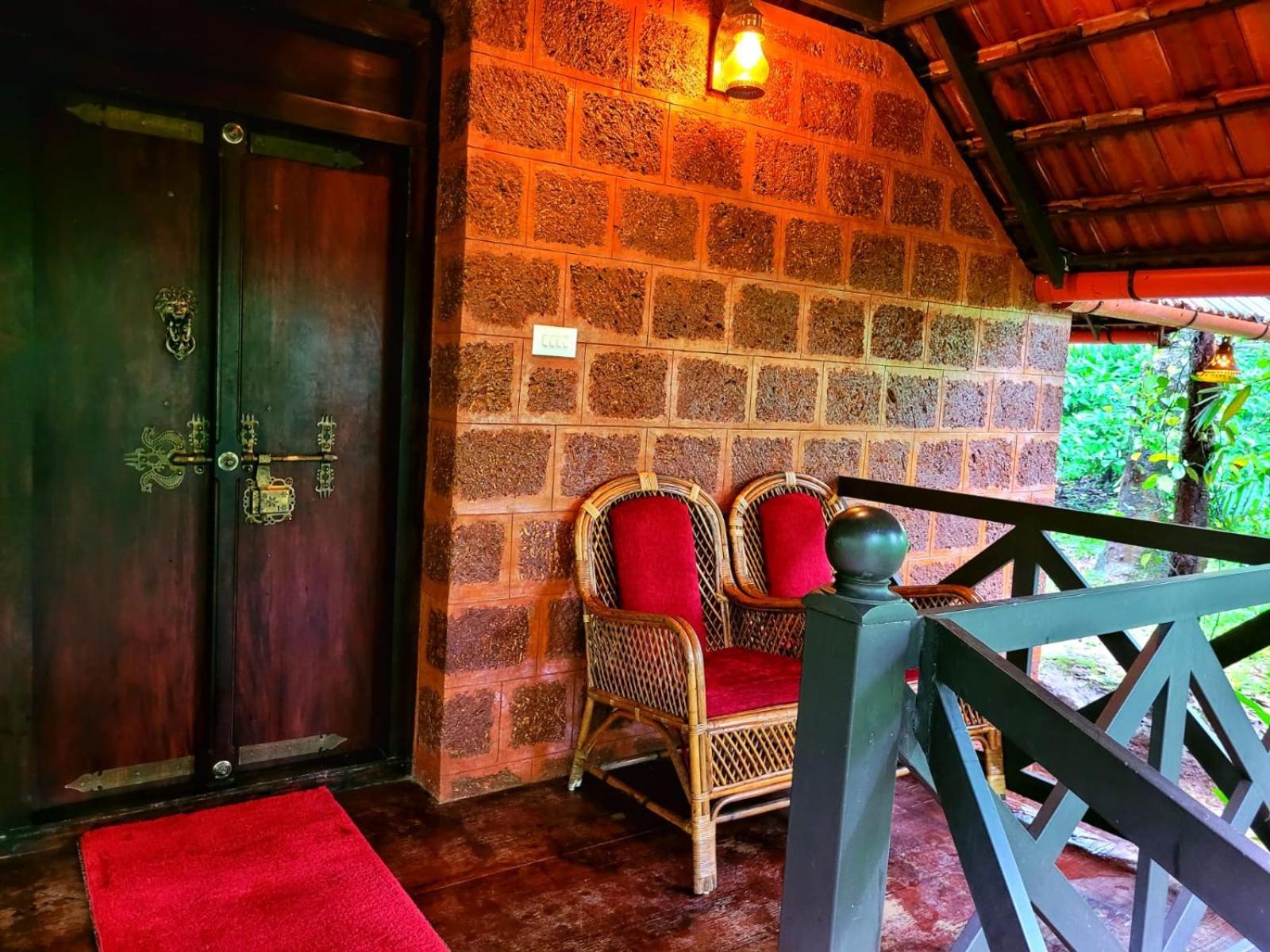 Greens Tree House & Wood House Sultan Bathery Quarto foto