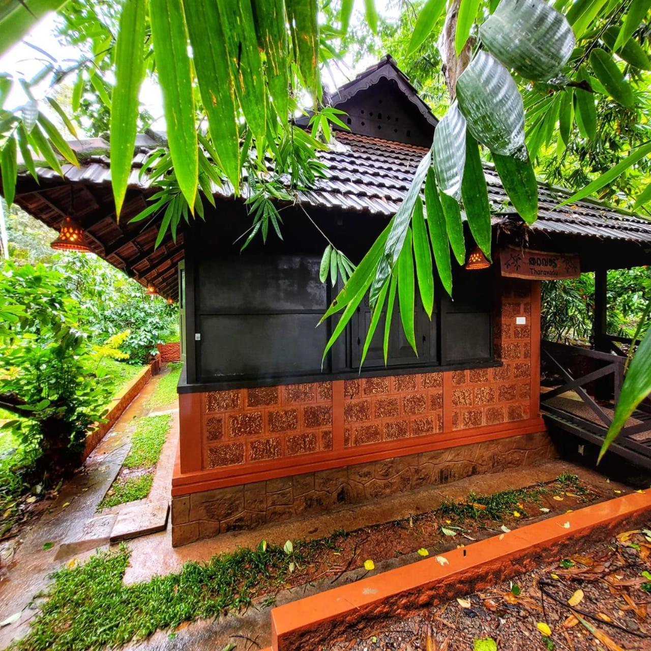 Greens Tree House & Wood House Sultan Bathery Exterior foto