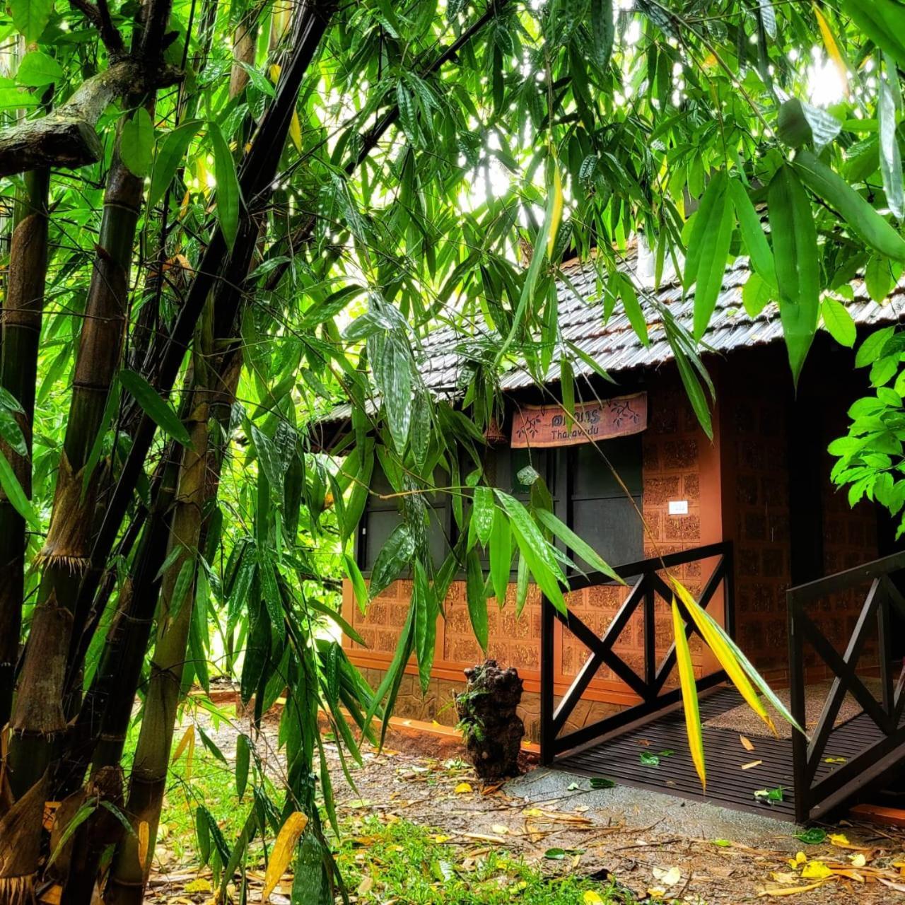Greens Tree House & Wood House Sultan Bathery Exterior foto